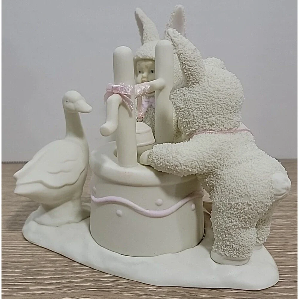 Dept 56 Snowbunnies Wishing You A Happy‎ Easter Wishing Well 1995